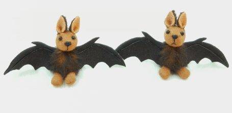 Fledermaus - 5 x 2,5 cm - je 45 €