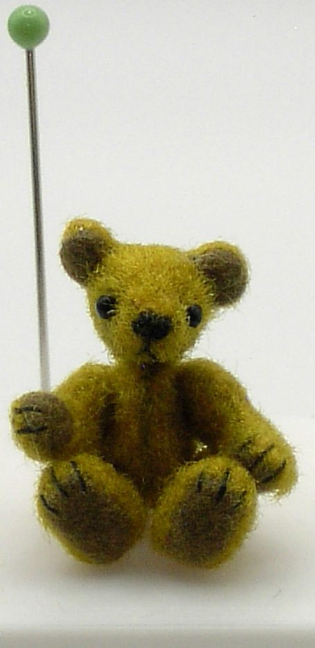 "Nio" 2,4 cm messing/braun 105 €