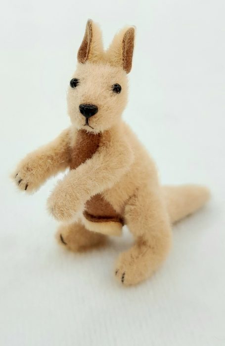 Känguru - 3,7 cm - 70 €