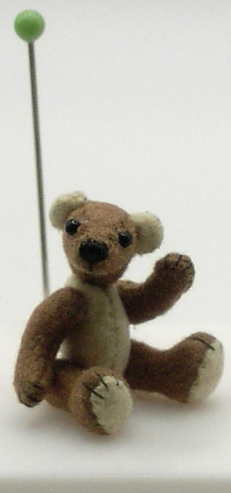 "Pluto" dünne 2,4 cm braun/natur 105 €