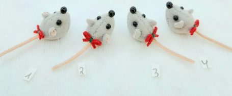 Maus - 1,1 x 2 cm - je 15 €