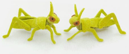 Grashüpfer - 3,8 cm lang - je 40 €
